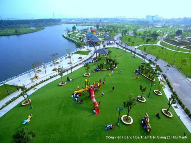 Công viên Hoàng Hoa Thám