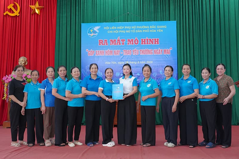 Ra mắt mô hình “Góp xanh hôm nay – Trao yêu thương ngày mai” tại Chi hội phụ nữ Hòa Yên